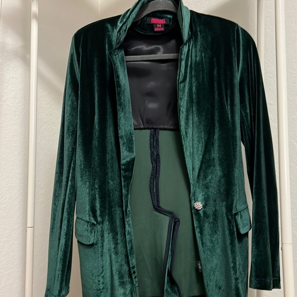 Green velvet panhandle blazer